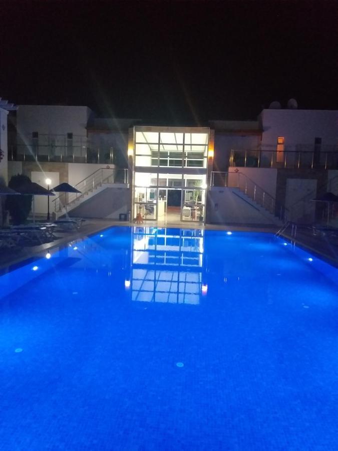 Hotel de apartamente Paradise 3*